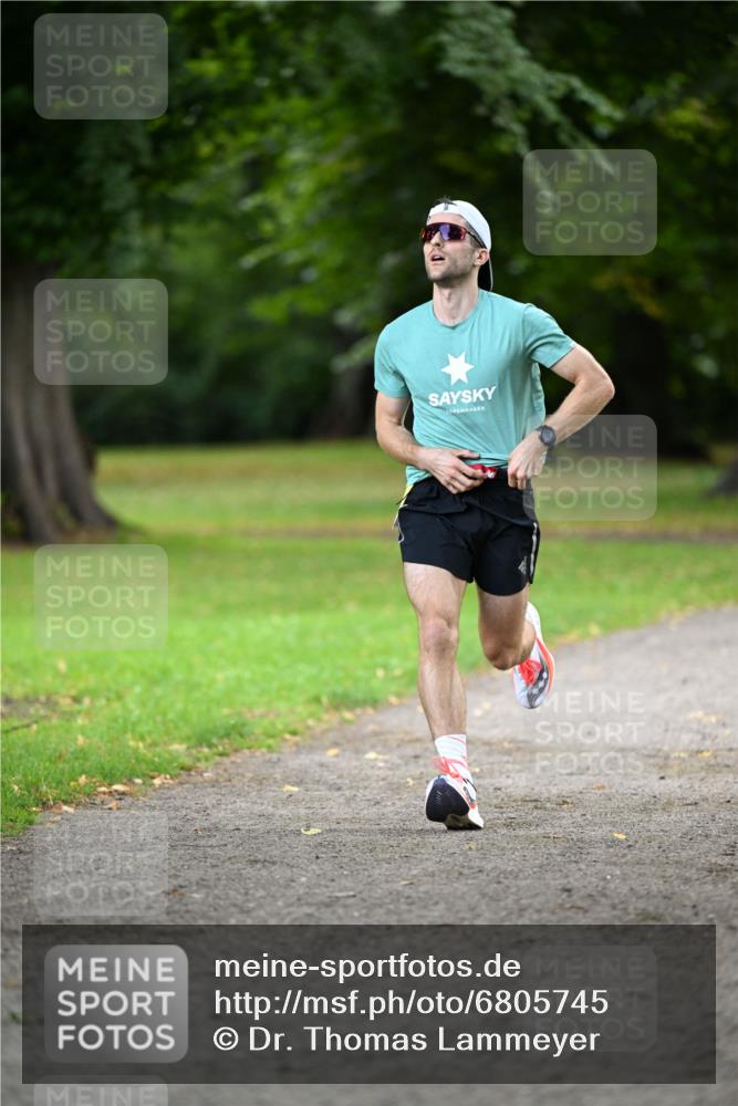 25.08.2024 - 20. Blankeneser Heldenlauf Dr. Thomas Lammeyer http://msf.ph/oto/6805745 25.08.2024 10:03:56 Laufen  meine-sportfotos.de