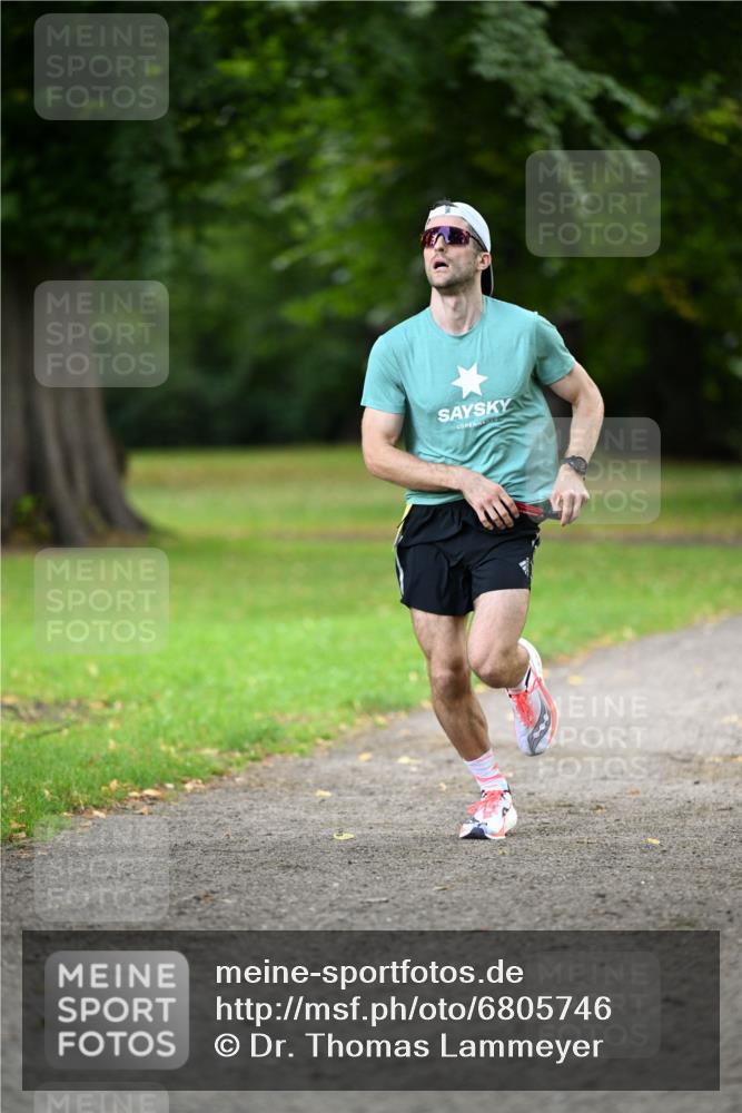 25.08.2024 - 20. Blankeneser Heldenlauf Dr. Thomas Lammeyer http://msf.ph/oto/6805746 25.08.2024 10:03:56 Laufen  meine-sportfotos.de