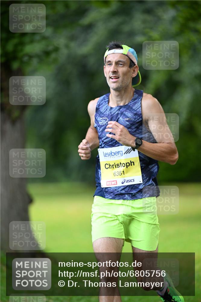 25.08.2024 - 20. Blankeneser Heldenlauf Dr. Thomas Lammeyer http://msf.ph/oto/6805756 25.08.2024 10:04:43 Laufen 6361 meine-sportfotos.de