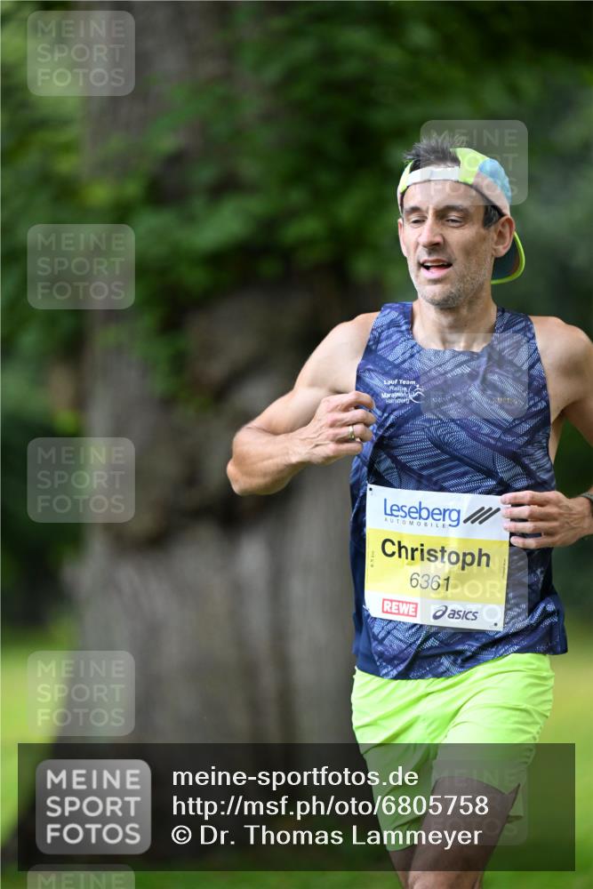 25.08.2024 - 20. Blankeneser Heldenlauf Dr. Thomas Lammeyer http://msf.ph/oto/6805758 25.08.2024 10:04:43 Laufen 6361 meine-sportfotos.de