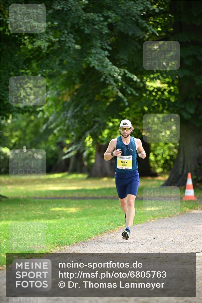 25.08.2024 - 20. Blankeneser Heldenlauf Dr. Thomas Lammeyer http://msf.ph/oto/6805763 25.08.2024 10:05:15 Laufen 6270 meine-sportfotos.de