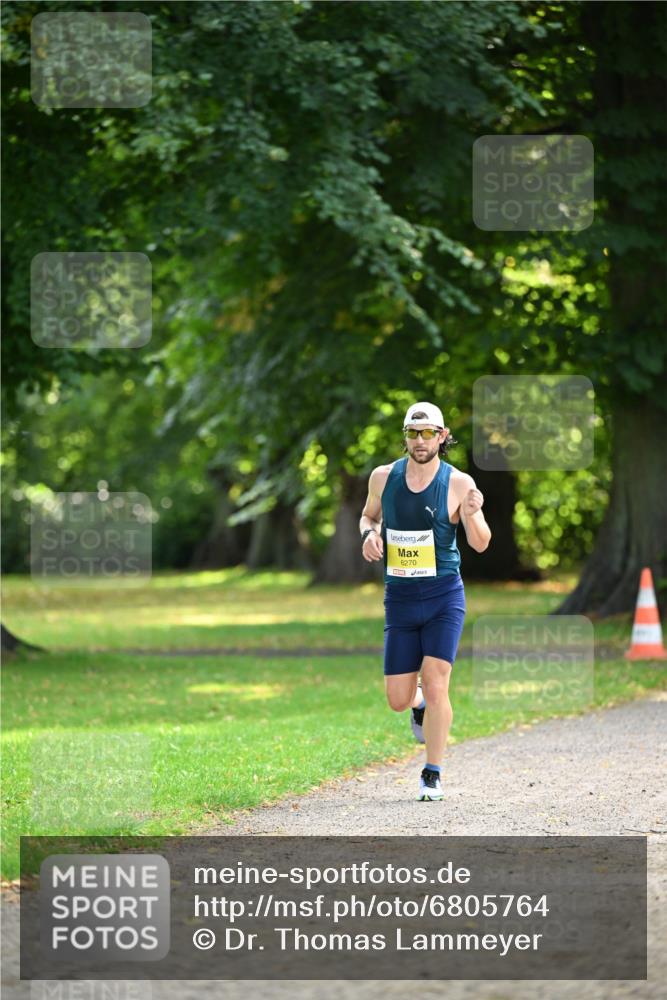 25.08.2024 - 20. Blankeneser Heldenlauf Dr. Thomas Lammeyer http://msf.ph/oto/6805764 25.08.2024 10:05:15 Laufen 6270 meine-sportfotos.de