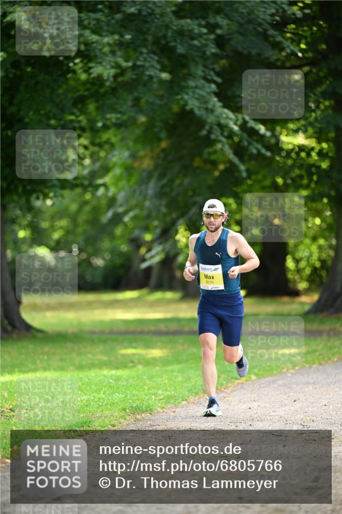 25.08.2024 - 20. Blankeneser Heldenlauf Dr. Thomas Lammeyer http://msf.ph/oto/6805766 25.08.2024 10:05:15 Laufen 6270 meine-sportfotos.de