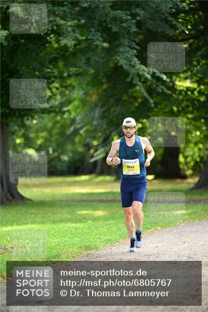25.08.2024 - 20. Blankeneser Heldenlauf Dr. Thomas Lammeyer http://msf.ph/oto/6805767 25.08.2024 10:05:15 Laufen 6270 meine-sportfotos.de
