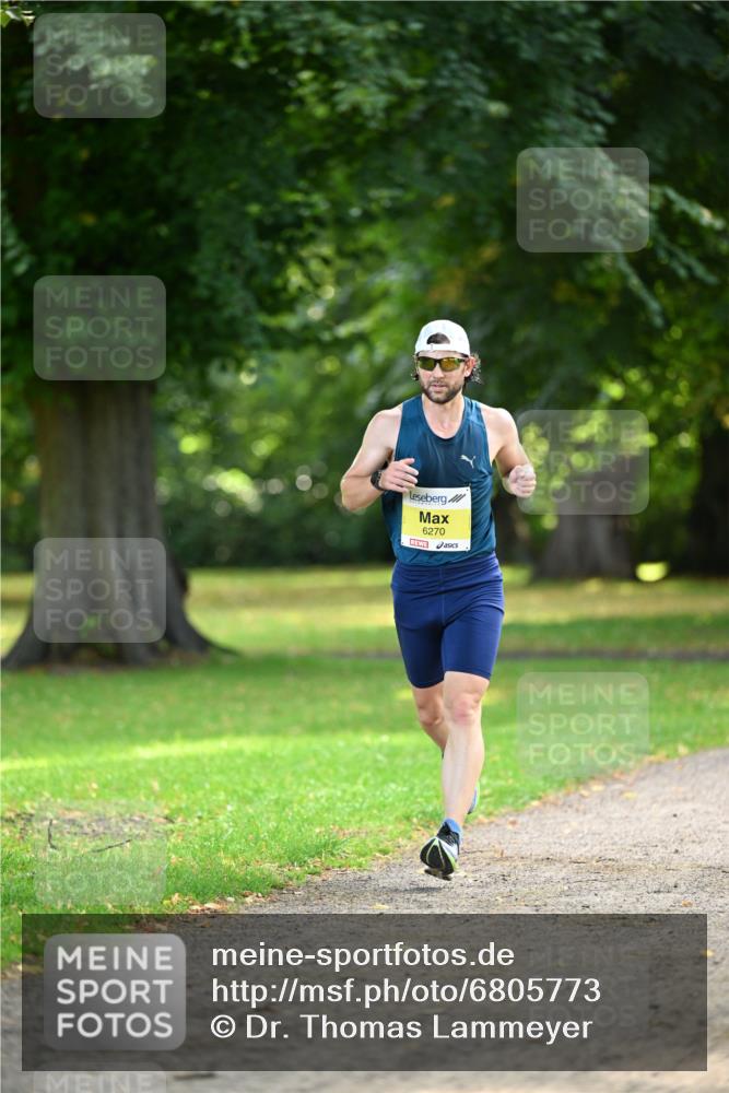 25.08.2024 - 20. Blankeneser Heldenlauf Dr. Thomas Lammeyer http://msf.ph/oto/6805773 25.08.2024 10:05:16 Laufen 6270 meine-sportfotos.de