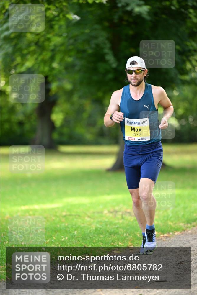 25.08.2024 - 20. Blankeneser Heldenlauf Dr. Thomas Lammeyer http://msf.ph/oto/6805782 25.08.2024 10:05:17 Laufen 6270 meine-sportfotos.de