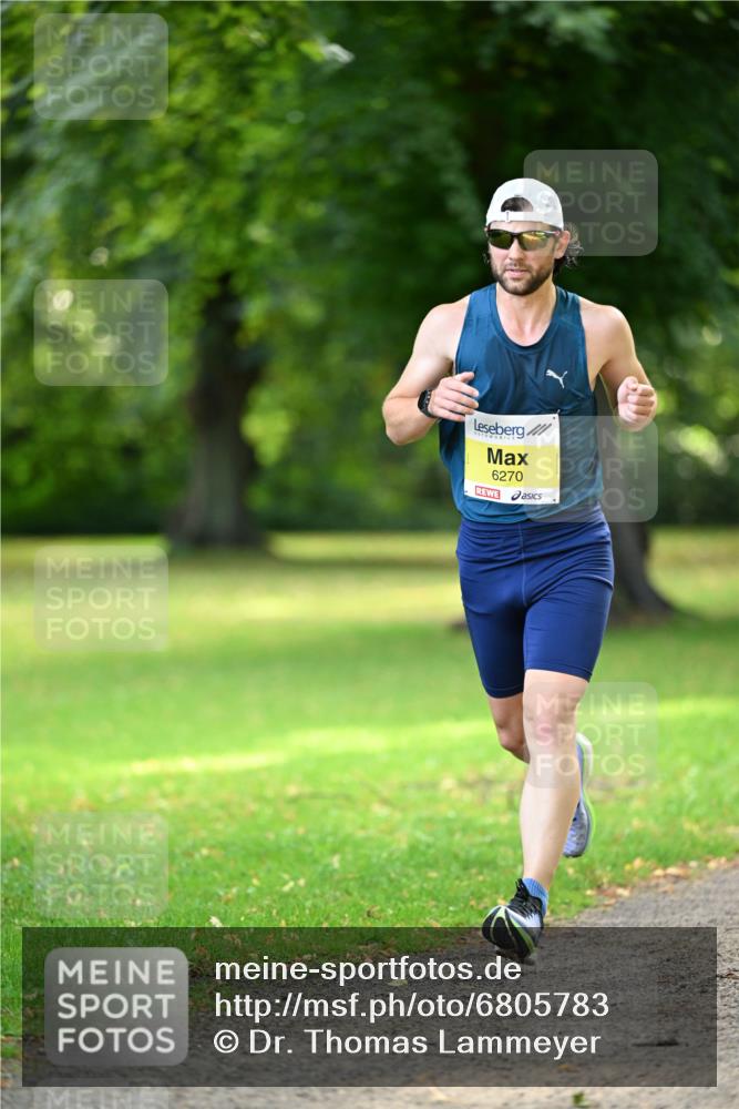 25.08.2024 - 20. Blankeneser Heldenlauf Dr. Thomas Lammeyer http://msf.ph/oto/6805783 25.08.2024 10:05:18 Laufen 6270 meine-sportfotos.de
