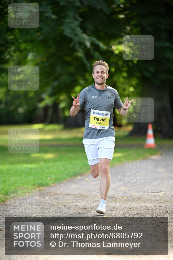 25.08.2024 - 20. Blankeneser Heldenlauf Dr. Thomas Lammeyer http://msf.ph/oto/6805792 25.08.2024 10:05:34 Laufen 6284 meine-sportfotos.de