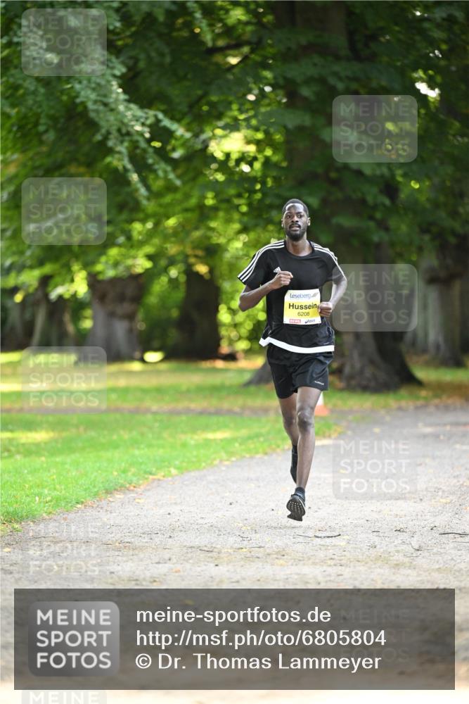 25.08.2024 - 20. Blankeneser Heldenlauf Dr. Thomas Lammeyer http://msf.ph/oto/6805804 25.08.2024 10:06:03 Laufen 6208 meine-sportfotos.de