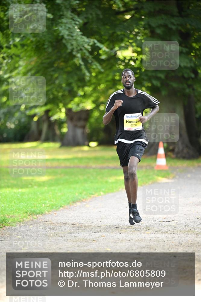 25.08.2024 - 20. Blankeneser Heldenlauf Dr. Thomas Lammeyer http://msf.ph/oto/6805809 25.08.2024 10:06:03 Laufen 6208 meine-sportfotos.de