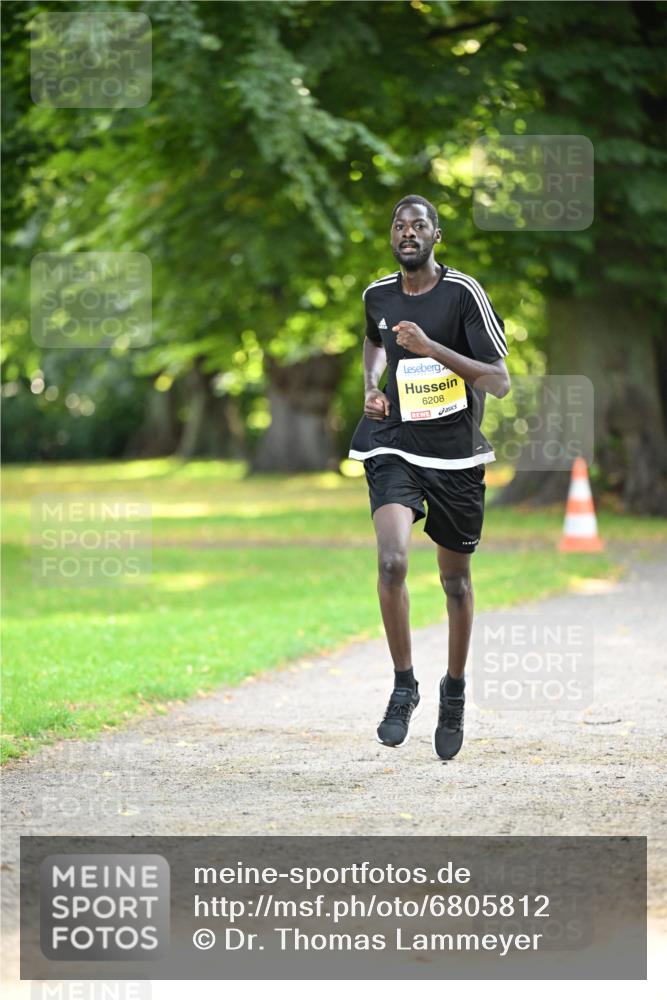 25.08.2024 - 20. Blankeneser Heldenlauf Dr. Thomas Lammeyer http://msf.ph/oto/6805812 25.08.2024 10:06:04 Laufen 6208 meine-sportfotos.de