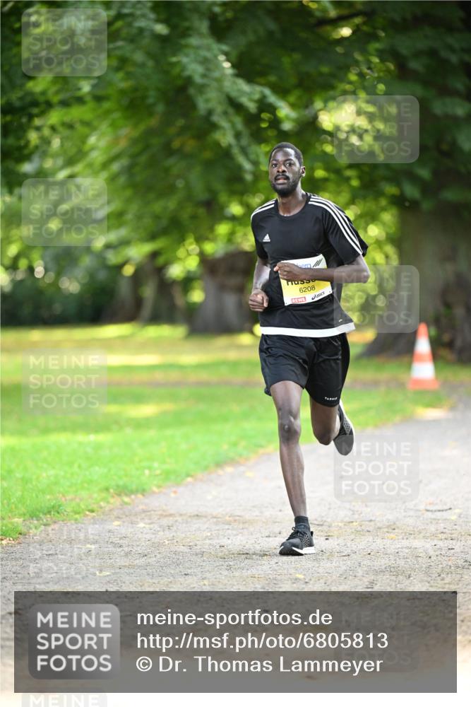 25.08.2024 - 20. Blankeneser Heldenlauf Dr. Thomas Lammeyer http://msf.ph/oto/6805813 25.08.2024 10:06:04 Laufen 6208 meine-sportfotos.de