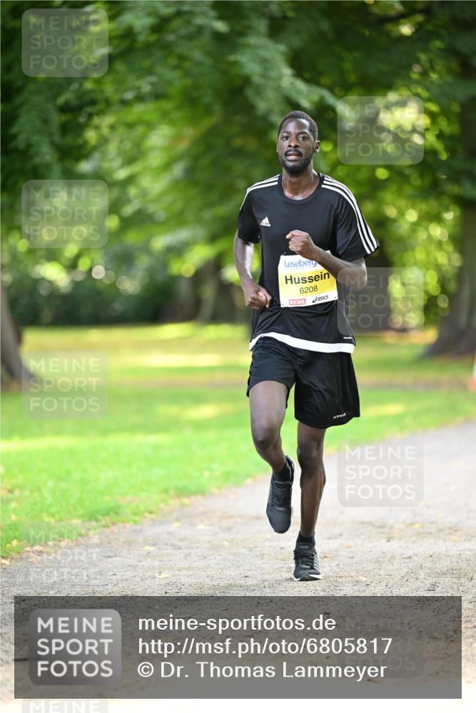 25.08.2024 - 20. Blankeneser Heldenlauf Dr. Thomas Lammeyer http://msf.ph/oto/6805817 25.08.2024 10:06:05 Laufen 6208 meine-sportfotos.de