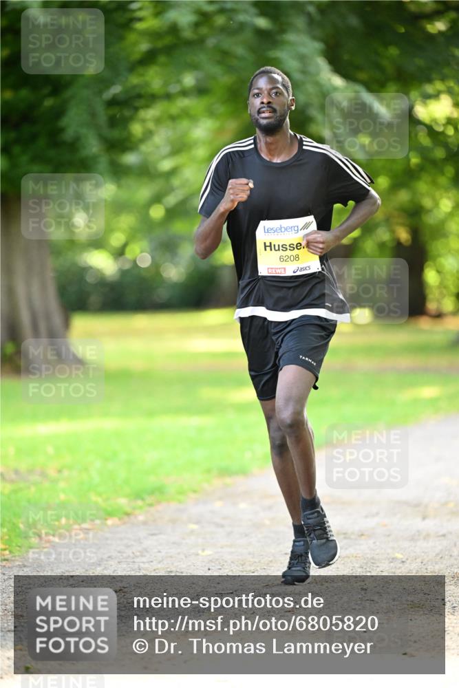 25.08.2024 - 20. Blankeneser Heldenlauf Dr. Thomas Lammeyer http://msf.ph/oto/6805820 25.08.2024 10:06:05 Laufen 6208 meine-sportfotos.de