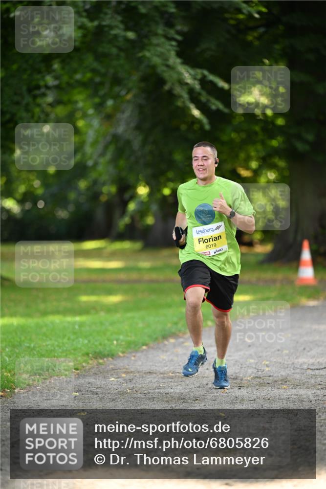25.08.2024 - 20. Blankeneser Heldenlauf Dr. Thomas Lammeyer http://msf.ph/oto/6805826 25.08.2024 10:06:42 Laufen 6019 meine-sportfotos.de