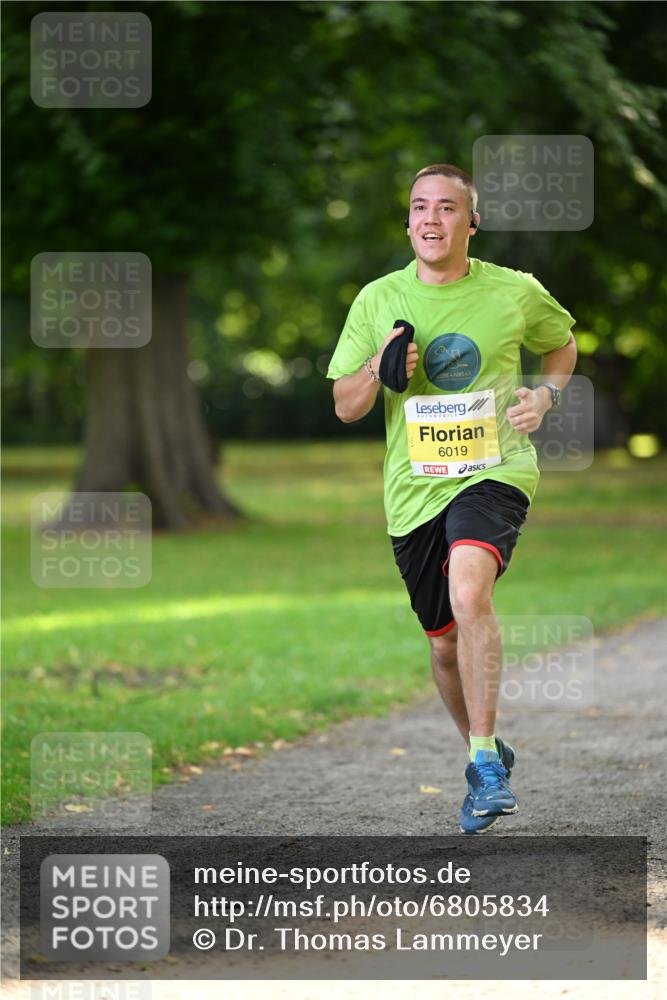 25.08.2024 - 20. Blankeneser Heldenlauf Dr. Thomas Lammeyer http://msf.ph/oto/6805834 25.08.2024 10:06:43 Laufen 10, 4, 6019 meine-sportfotos.de