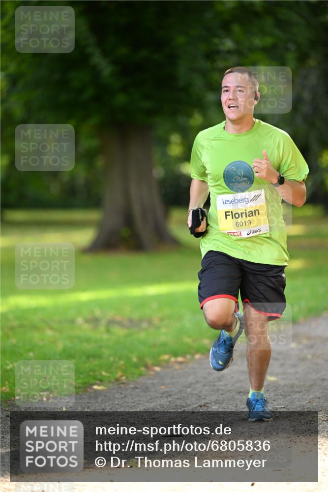 25.08.2024 - 20. Blankeneser Heldenlauf Dr. Thomas Lammeyer http://msf.ph/oto/6805836 25.08.2024 10:06:43 Laufen 6019 meine-sportfotos.de