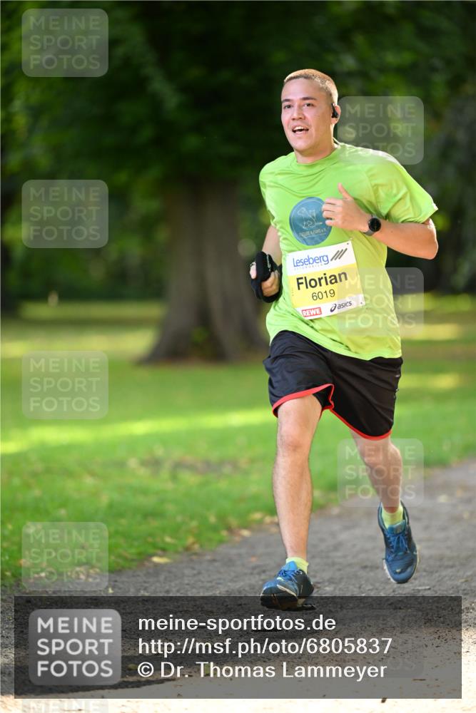 25.08.2024 - 20. Blankeneser Heldenlauf Dr. Thomas Lammeyer http://msf.ph/oto/6805837 25.08.2024 10:06:43 Laufen 4, 6019 meine-sportfotos.de