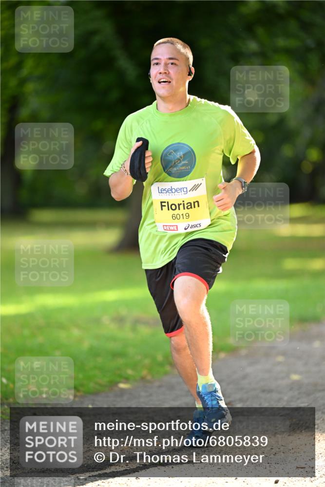 25.08.2024 - 20. Blankeneser Heldenlauf Dr. Thomas Lammeyer http://msf.ph/oto/6805839 25.08.2024 10:06:43 Laufen 4, 6019 meine-sportfotos.de