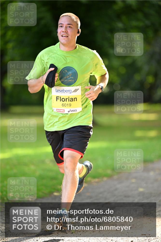 25.08.2024 - 20. Blankeneser Heldenlauf Dr. Thomas Lammeyer http://msf.ph/oto/6805840 25.08.2024 10:06:43 Laufen 4, 6019 meine-sportfotos.de