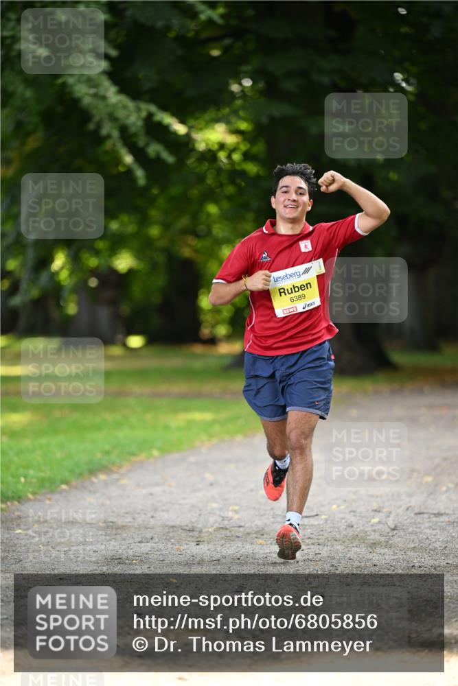 25.08.2024 - 20. Blankeneser Heldenlauf Dr. Thomas Lammeyer http://msf.ph/oto/6805856 25.08.2024 10:07:08 Laufen 6389 meine-sportfotos.de