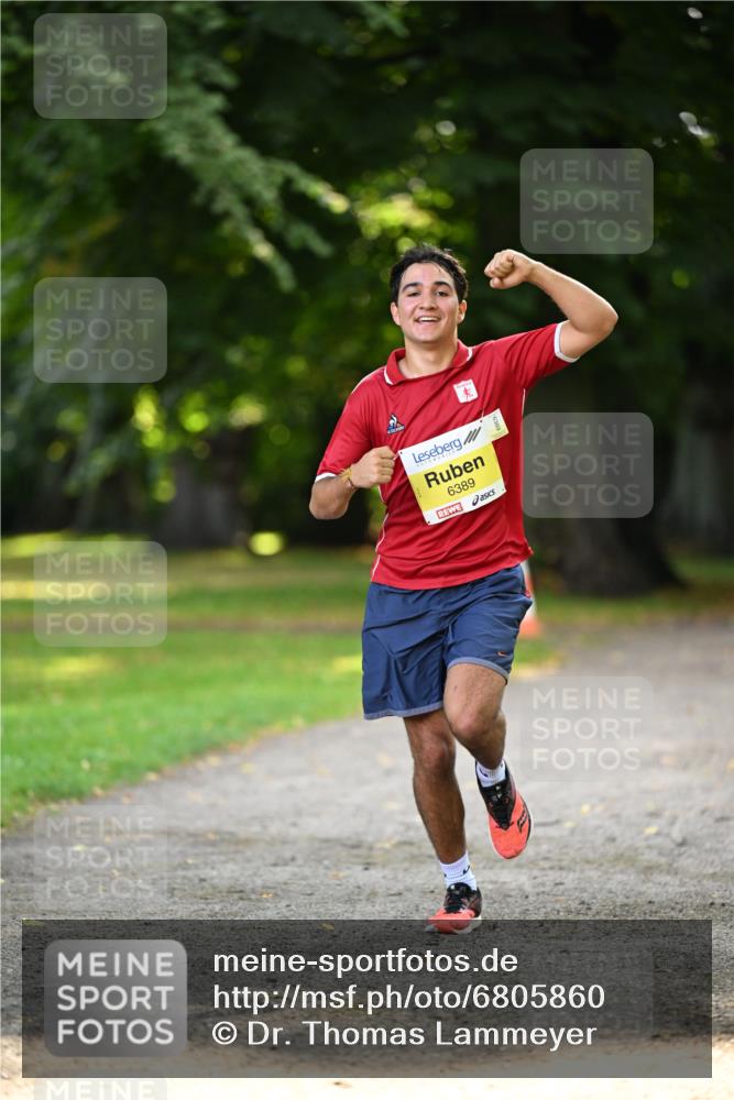 25.08.2024 - 20. Blankeneser Heldenlauf Dr. Thomas Lammeyer http://msf.ph/oto/6805860 25.08.2024 10:07:08 Laufen 6389, 5 meine-sportfotos.de