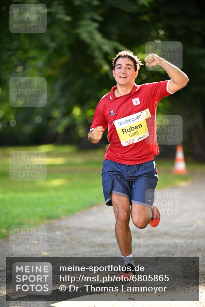 25.08.2024 - 20. Blankeneser Heldenlauf Dr. Thomas Lammeyer http://msf.ph/oto/6805865 25.08.2024 10:07:09 Laufen 6389 meine-sportfotos.de