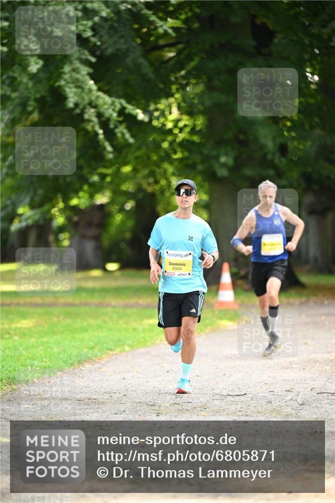 25.08.2024 - 20. Blankeneser Heldenlauf Dr. Thomas Lammeyer http://msf.ph/oto/6805871 25.08.2024 10:07:24 Laufen 6504 meine-sportfotos.de