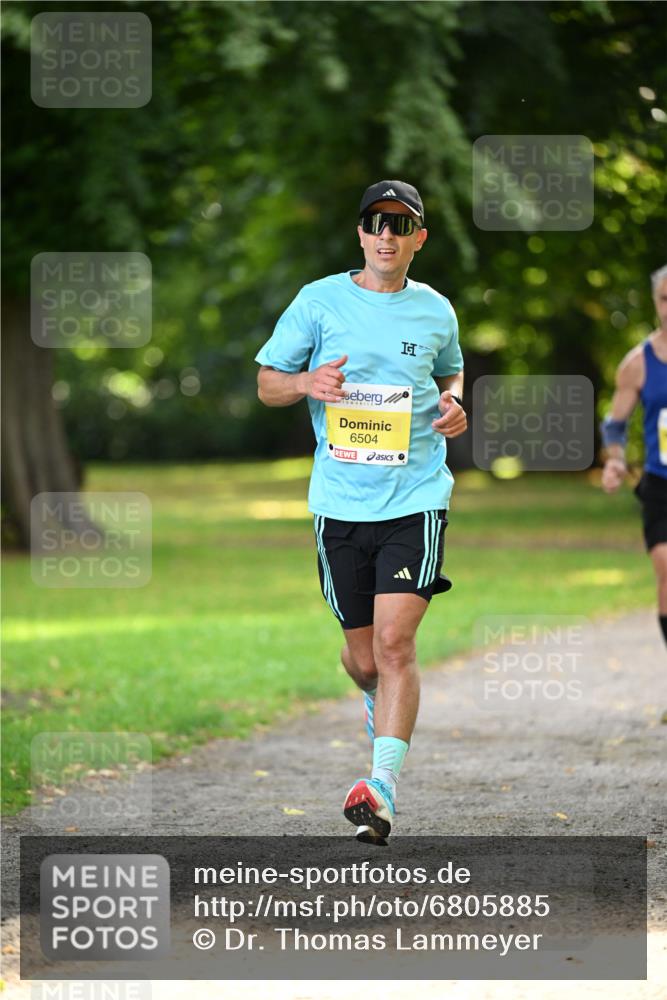 25.08.2024 - 20. Blankeneser Heldenlauf Dr. Thomas Lammeyer http://msf.ph/oto/6805885 25.08.2024 10:07:26 Laufen 6504 meine-sportfotos.de