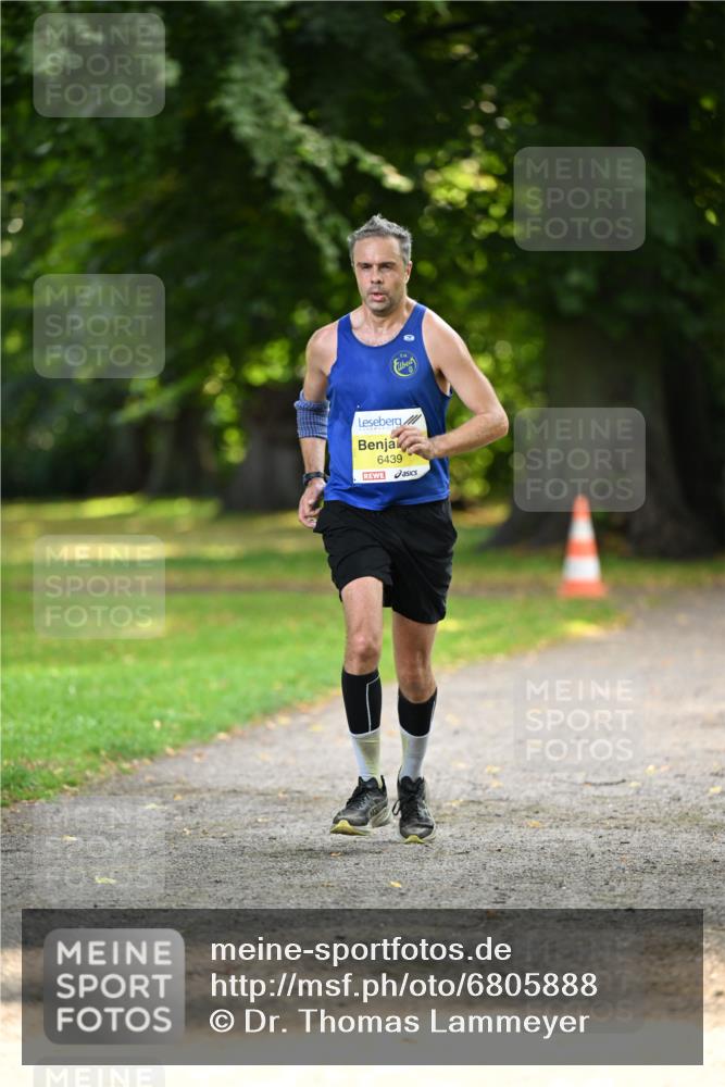 25.08.2024 - 20. Blankeneser Heldenlauf Dr. Thomas Lammeyer http://msf.ph/oto/6805888 25.08.2024 10:07:27 Laufen 6439 meine-sportfotos.de