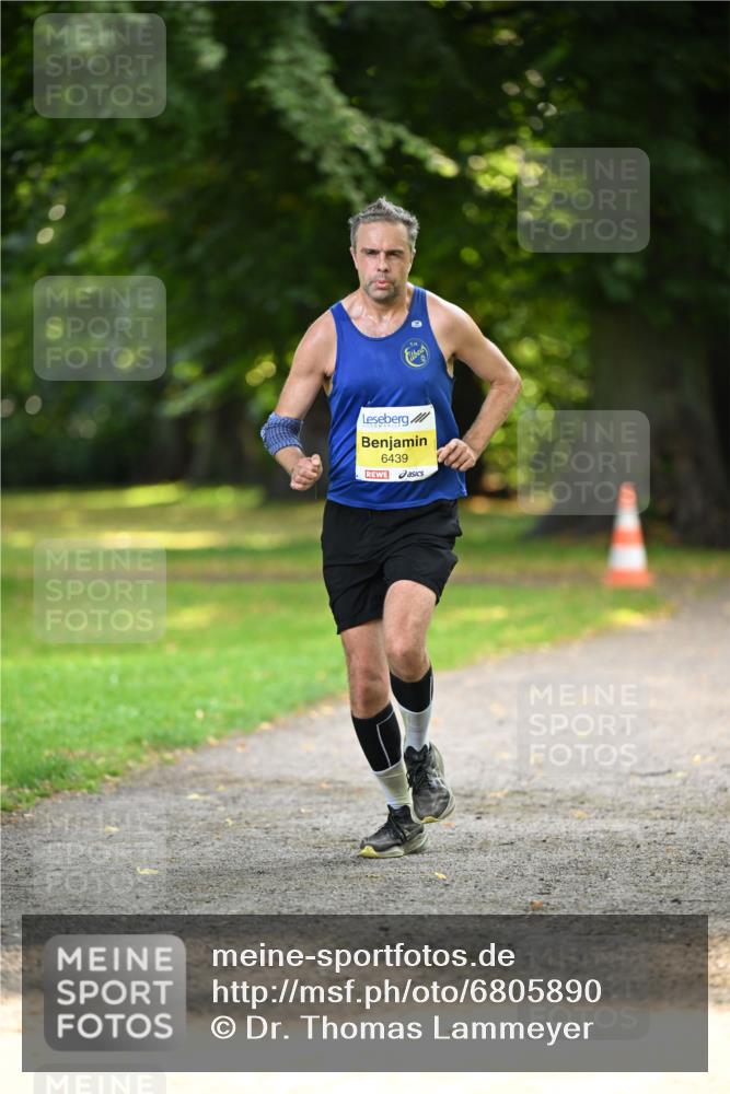 25.08.2024 - 20. Blankeneser Heldenlauf Dr. Thomas Lammeyer http://msf.ph/oto/6805890 25.08.2024 10:07:27 Laufen 6439 meine-sportfotos.de
