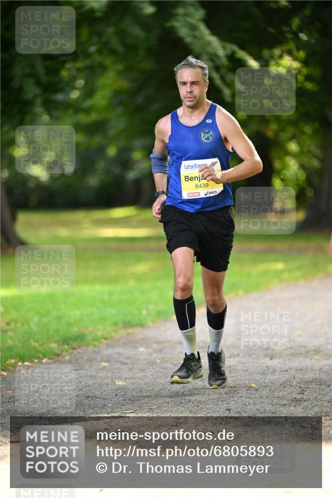 25.08.2024 - 20. Blankeneser Heldenlauf Dr. Thomas Lammeyer http://msf.ph/oto/6805893 25.08.2024 10:07:28 Laufen 6439 meine-sportfotos.de