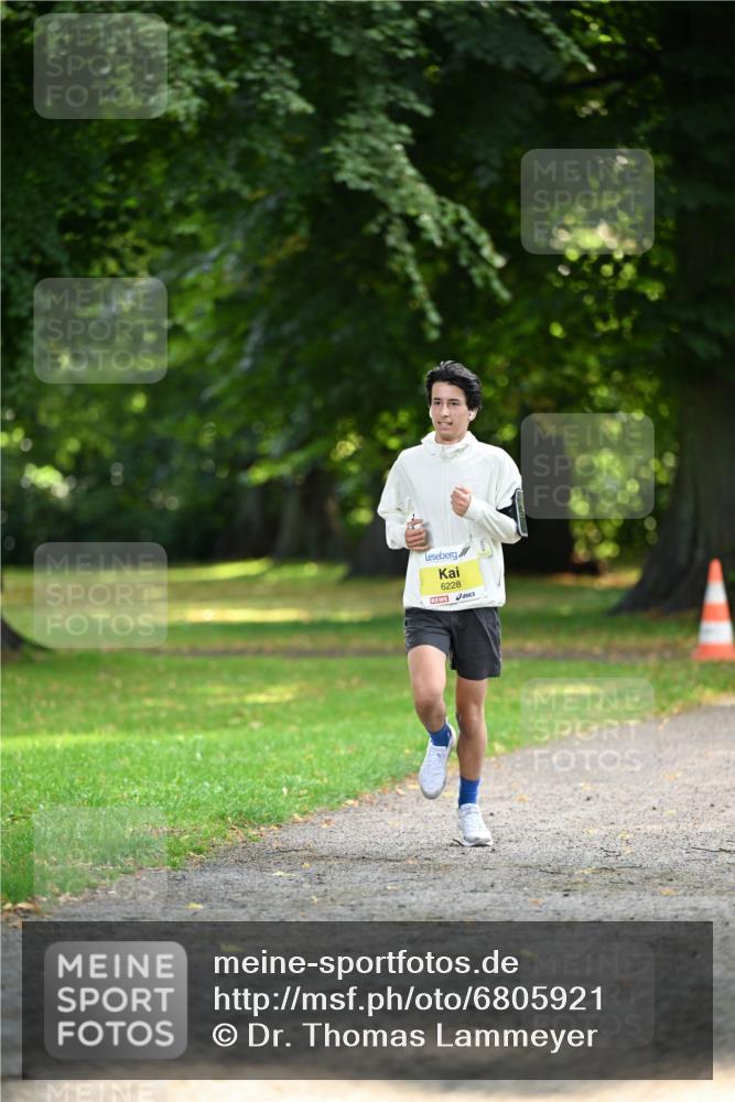 25.08.2024 - 20. Blankeneser Heldenlauf Dr. Thomas Lammeyer http://msf.ph/oto/6805921 25.08.2024 10:07:40 Laufen 6228 meine-sportfotos.de