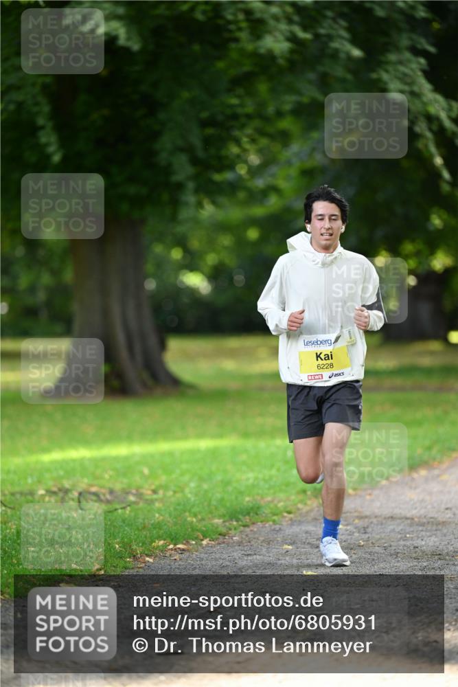 25.08.2024 - 20. Blankeneser Heldenlauf Dr. Thomas Lammeyer http://msf.ph/oto/6805931 25.08.2024 10:07:41 Laufen 6228 meine-sportfotos.de