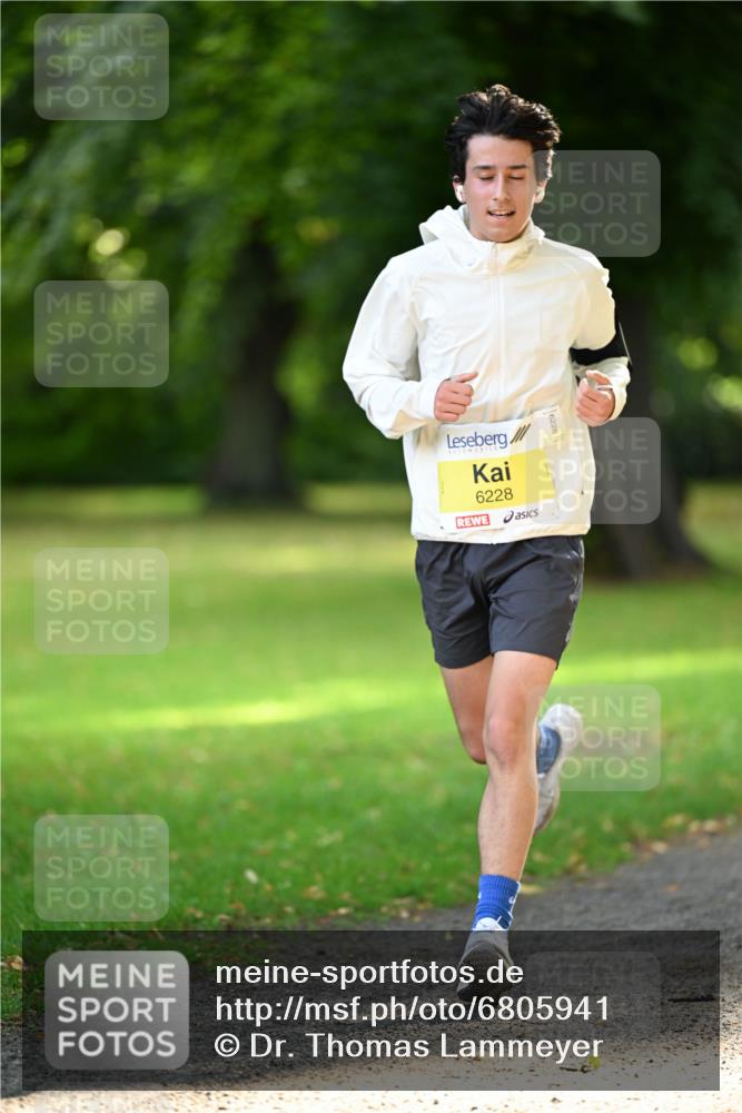 25.08.2024 - 20. Blankeneser Heldenlauf Dr. Thomas Lammeyer http://msf.ph/oto/6805941 25.08.2024 10:07:42 Laufen 6228 meine-sportfotos.de