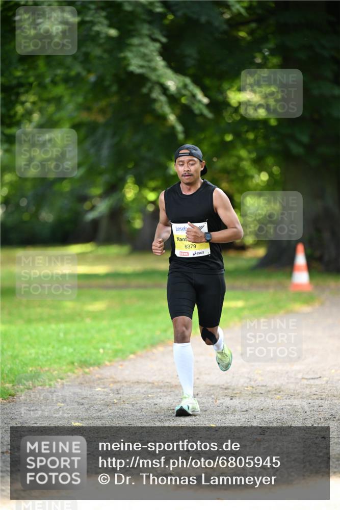 25.08.2024 - 20. Blankeneser Heldenlauf Dr. Thomas Lammeyer http://msf.ph/oto/6805945 25.08.2024 10:07:53 Laufen 6379 meine-sportfotos.de