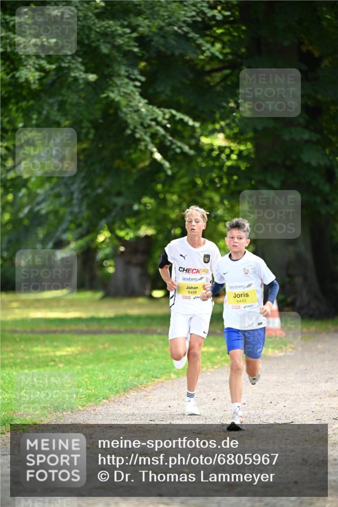 25.08.2024 - 20. Blankeneser Heldenlauf Dr. Thomas Lammeyer http://msf.ph/oto/6805967 25.08.2024 10:08:03 Laufen 24, 6458, 6442 meine-sportfotos.de