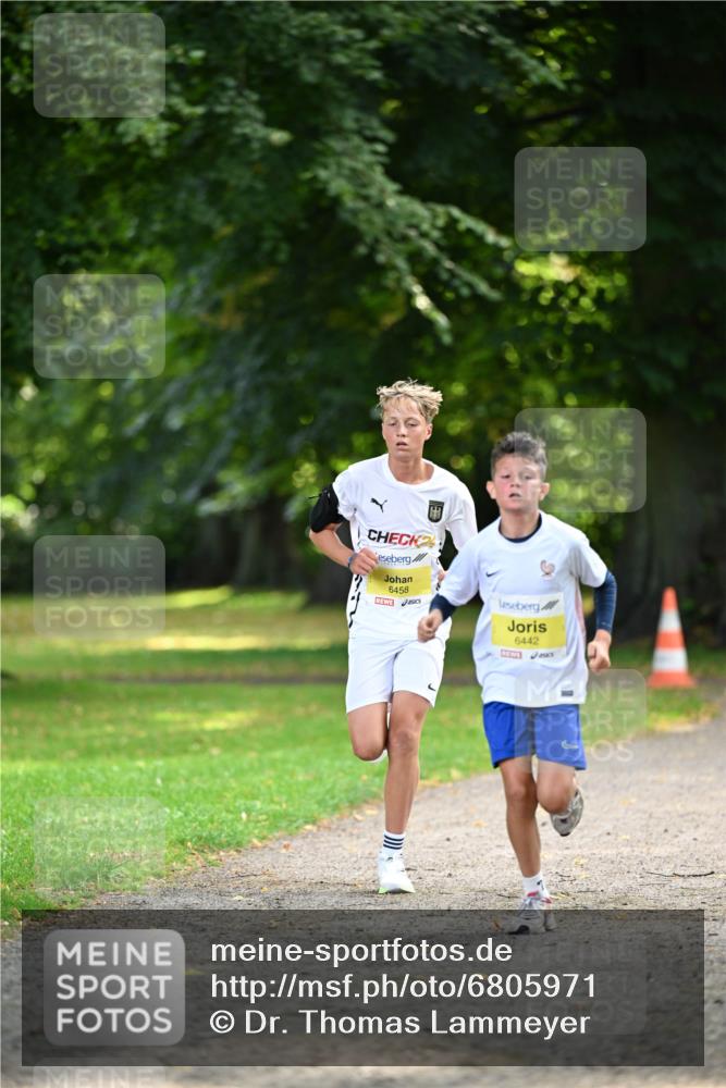 25.08.2024 - 20. Blankeneser Heldenlauf Dr. Thomas Lammeyer http://msf.ph/oto/6805971 25.08.2024 10:08:04 Laufen 2, 6458, 6442 meine-sportfotos.de