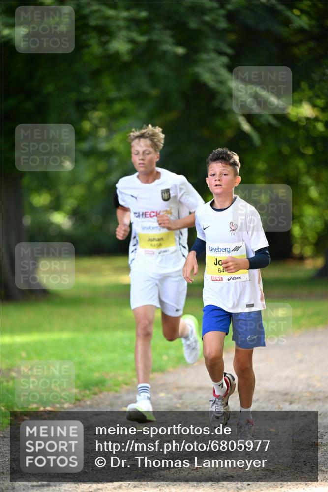 25.08.2024 - 20. Blankeneser Heldenlauf Dr. Thomas Lammeyer http://msf.ph/oto/6805977 25.08.2024 10:08:05 Laufen 64 meine-sportfotos.de