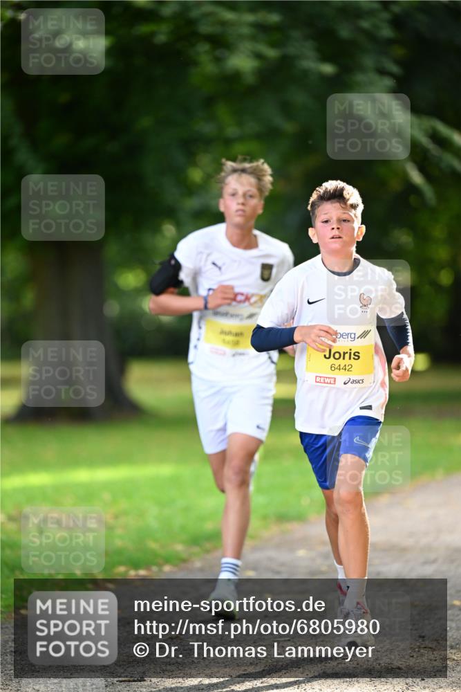 25.08.2024 - 20. Blankeneser Heldenlauf Dr. Thomas Lammeyer http://msf.ph/oto/6805980 25.08.2024 10:08:05 Laufen 6442 meine-sportfotos.de