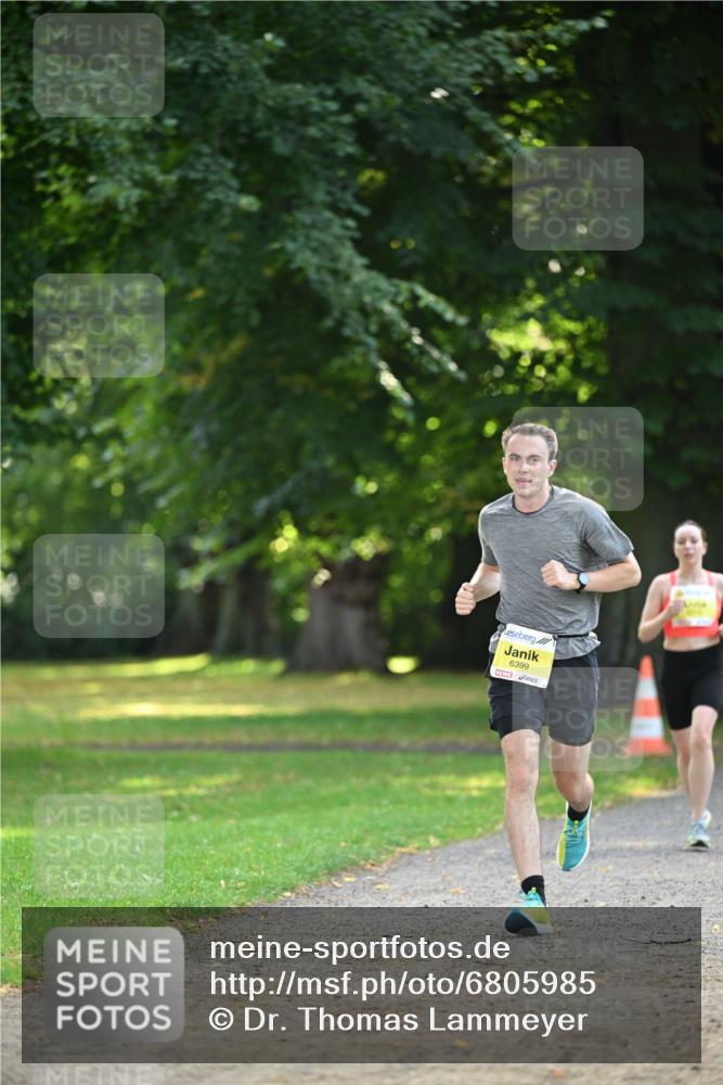 25.08.2024 - 20. Blankeneser Heldenlauf Dr. Thomas Lammeyer http://msf.ph/oto/6805985 25.08.2024 10:09:14 Laufen 6399 meine-sportfotos.de