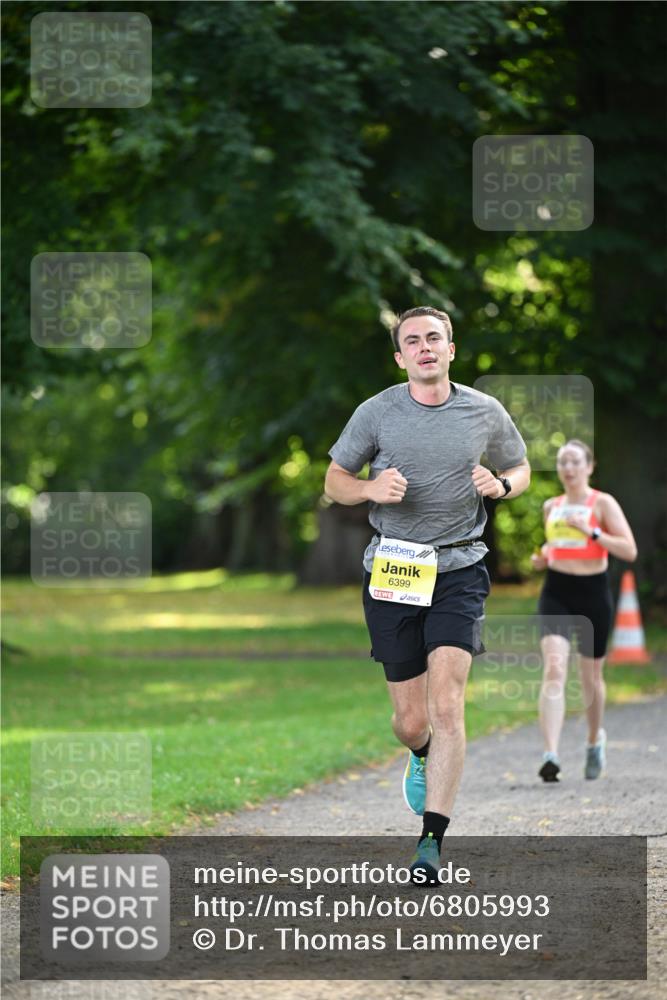 25.08.2024 - 20. Blankeneser Heldenlauf Dr. Thomas Lammeyer http://msf.ph/oto/6805993 25.08.2024 10:09:15 Laufen 6399 meine-sportfotos.de