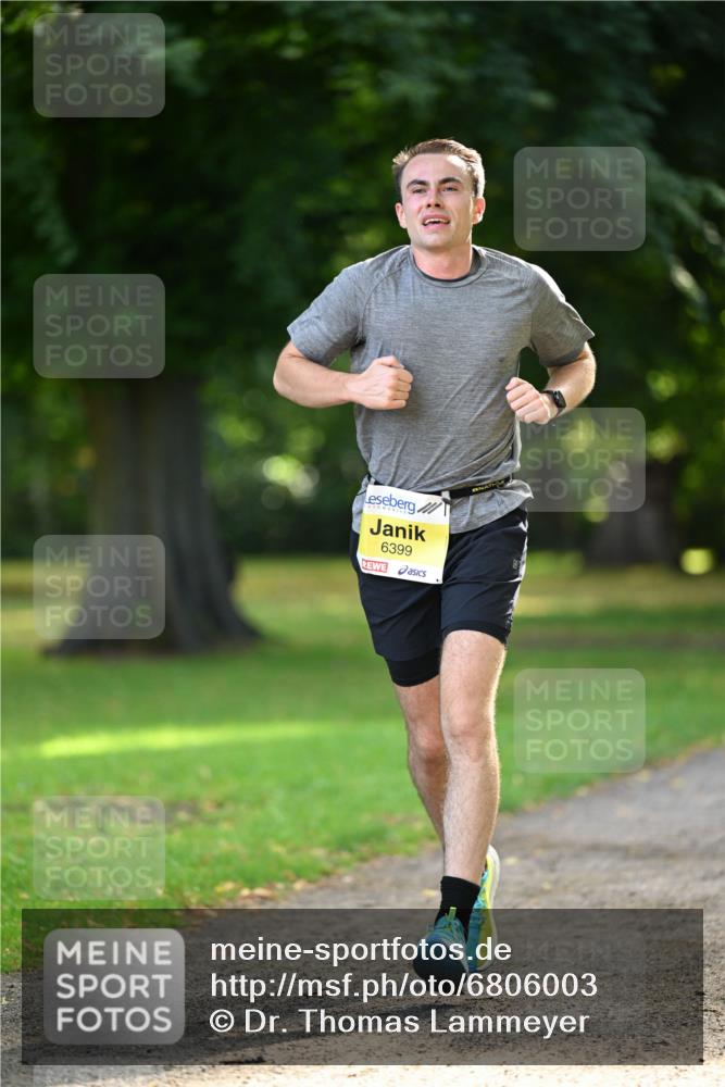 25.08.2024 - 20. Blankeneser Heldenlauf Dr. Thomas Lammeyer http://msf.ph/oto/6806003 25.08.2024 10:09:17 Laufen 6399 meine-sportfotos.de