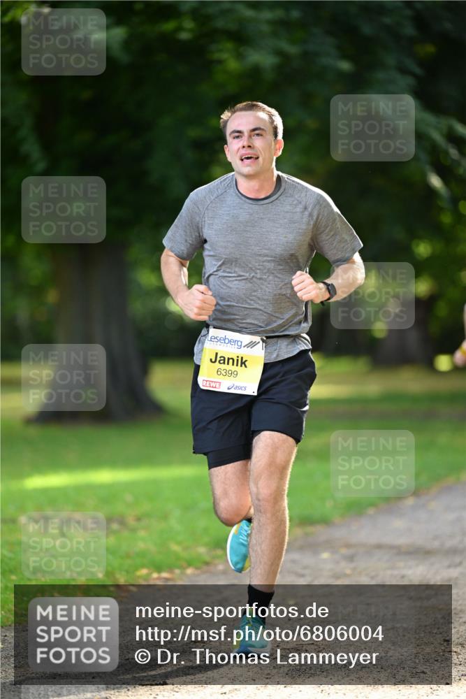 25.08.2024 - 20. Blankeneser Heldenlauf Dr. Thomas Lammeyer http://msf.ph/oto/6806004 25.08.2024 10:09:17 Laufen 6399 meine-sportfotos.de