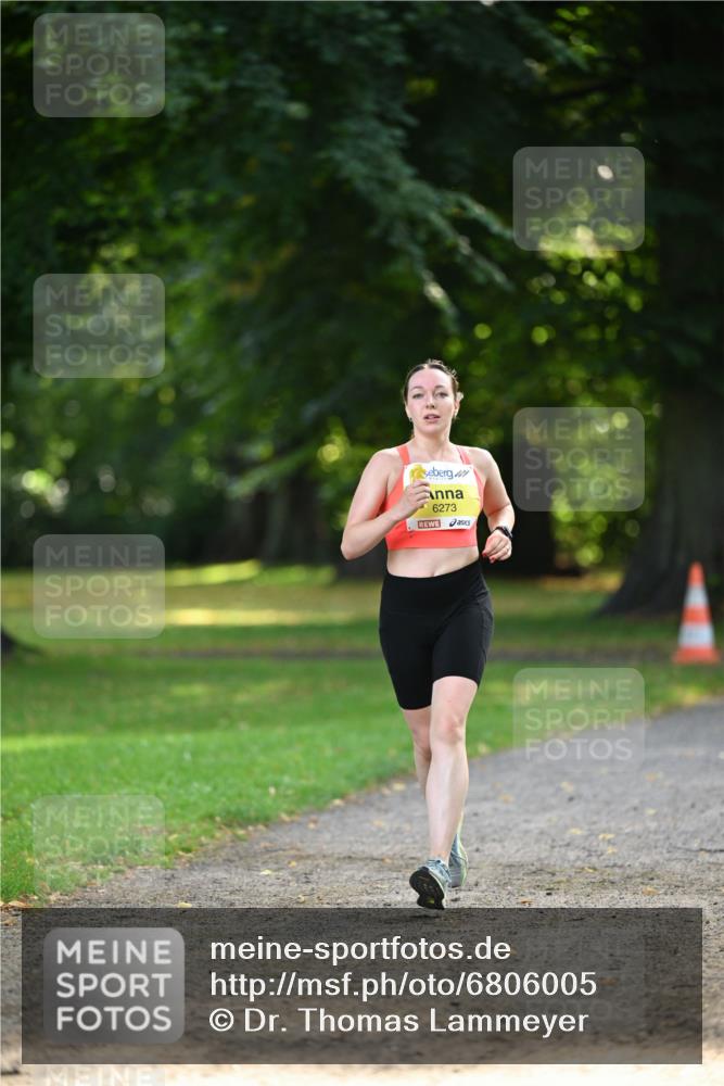 25.08.2024 - 20. Blankeneser Heldenlauf Dr. Thomas Lammeyer http://msf.ph/oto/6806005 25.08.2024 10:09:18 Laufen 6273 meine-sportfotos.de