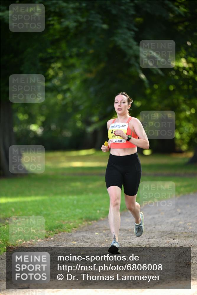 25.08.2024 - 20. Blankeneser Heldenlauf Dr. Thomas Lammeyer http://msf.ph/oto/6806008 25.08.2024 10:09:18 Laufen 6273 meine-sportfotos.de