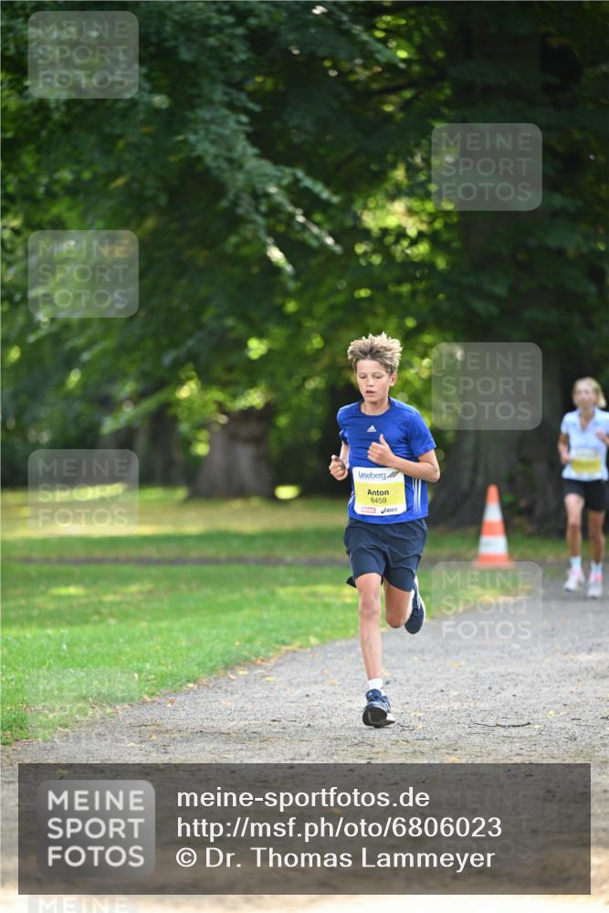 25.08.2024 - 20. Blankeneser Heldenlauf Dr. Thomas Lammeyer http://msf.ph/oto/6806023 25.08.2024 10:09:32 Laufen 6459 meine-sportfotos.de