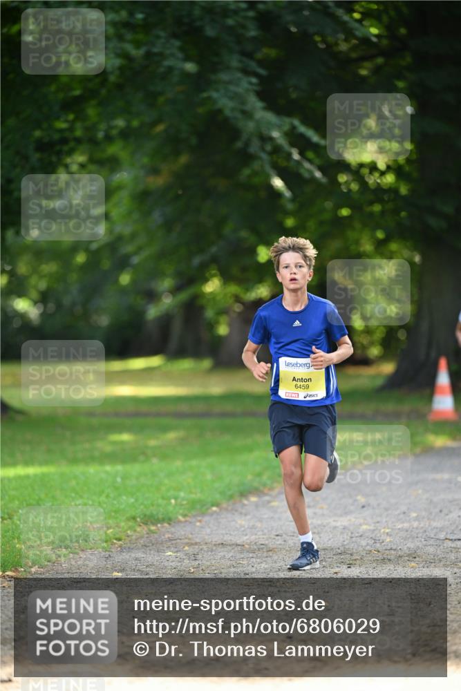 25.08.2024 - 20. Blankeneser Heldenlauf Dr. Thomas Lammeyer http://msf.ph/oto/6806029 25.08.2024 10:09:33 Laufen 6459 meine-sportfotos.de