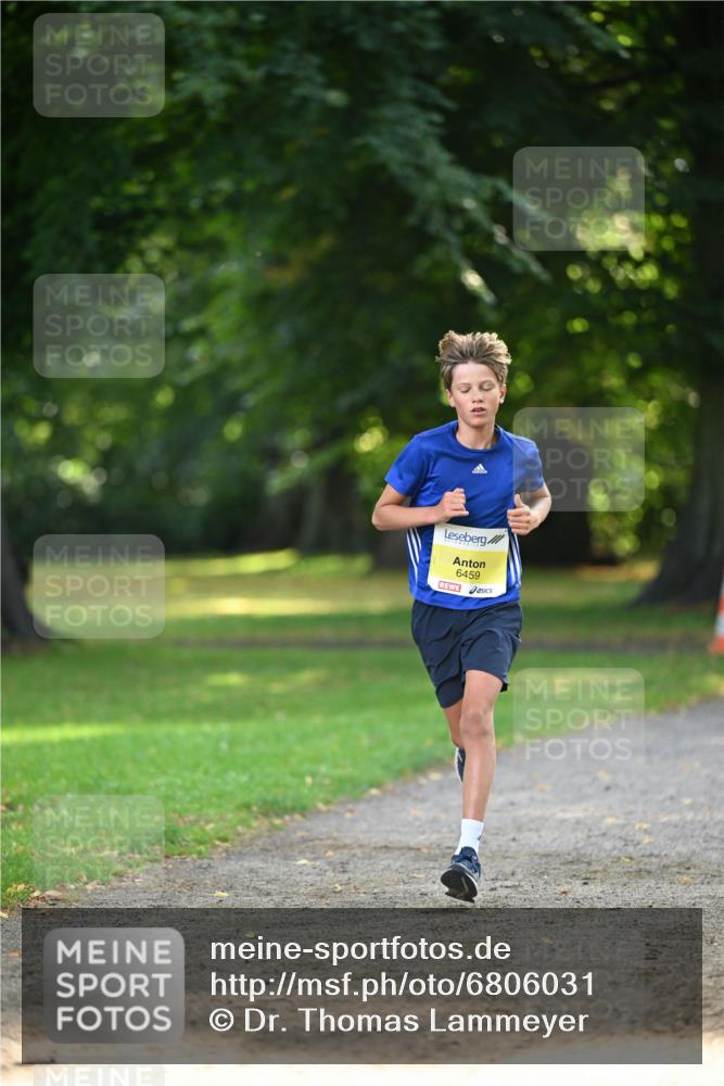 25.08.2024 - 20. Blankeneser Heldenlauf Dr. Thomas Lammeyer http://msf.ph/oto/6806031 25.08.2024 10:09:33 Laufen 6459 meine-sportfotos.de