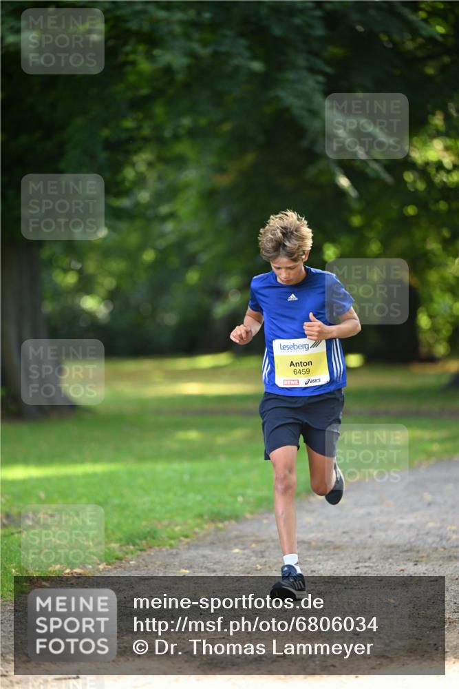 25.08.2024 - 20. Blankeneser Heldenlauf Dr. Thomas Lammeyer http://msf.ph/oto/6806034 25.08.2024 10:09:33 Laufen 6459 meine-sportfotos.de